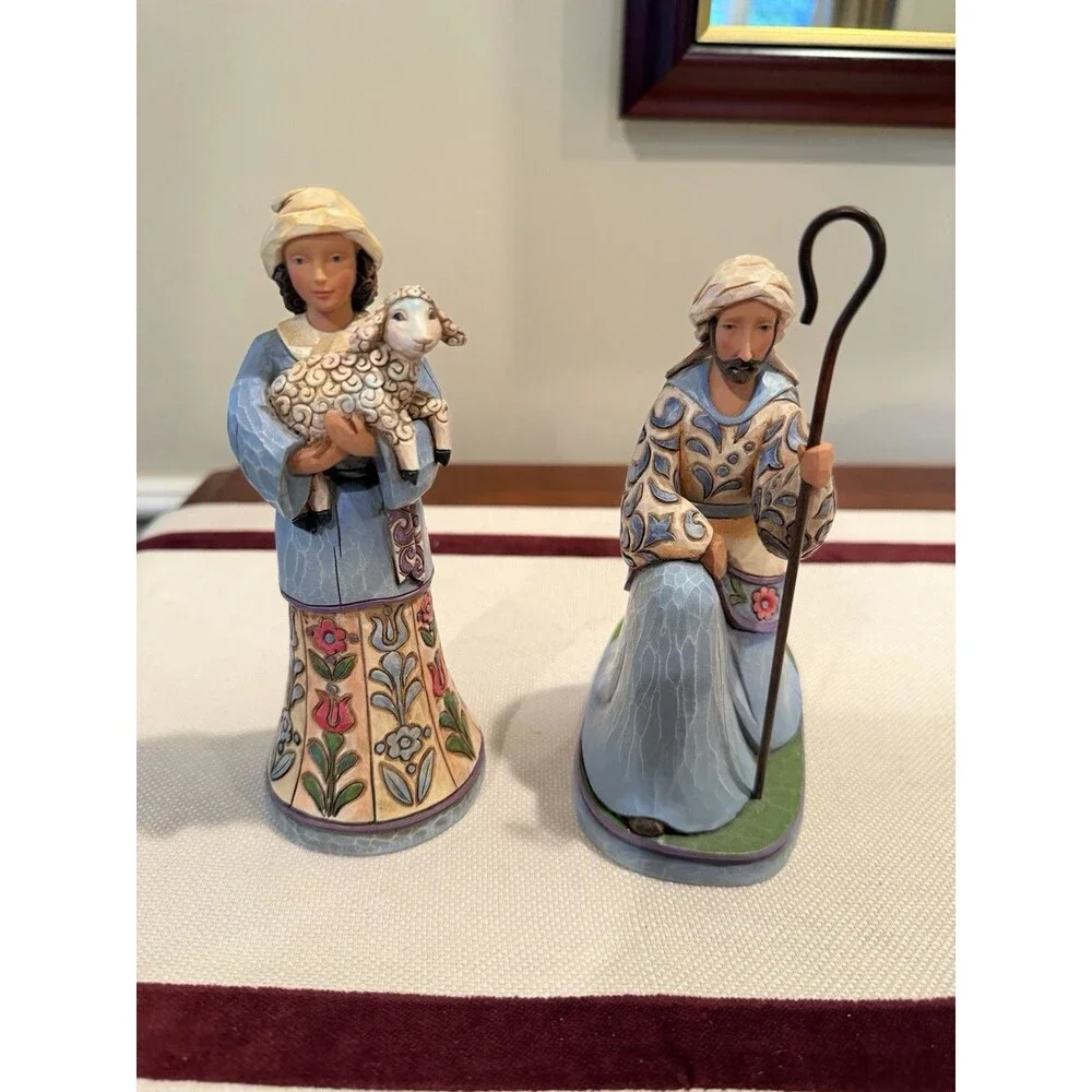 Jim Shore Heartwood Creek Bringing Praise Figurines Set of 2 - 6 Inches Tall